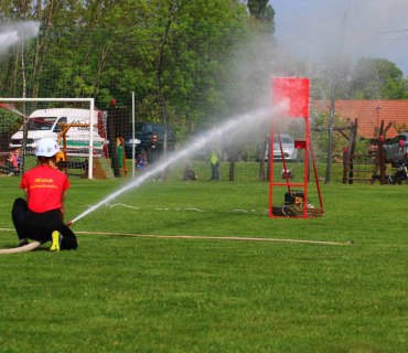 Hasičské závody Dobřenice 