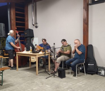 Tradiční opékání